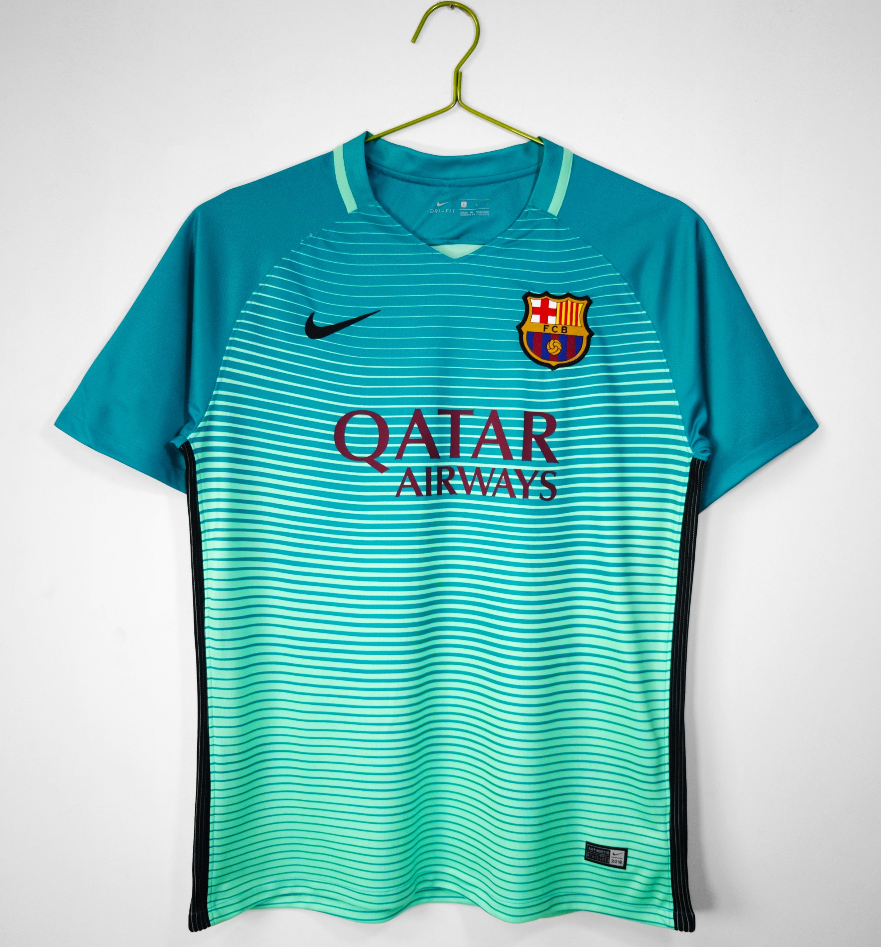 Barça 2016-17 Retro Tercera