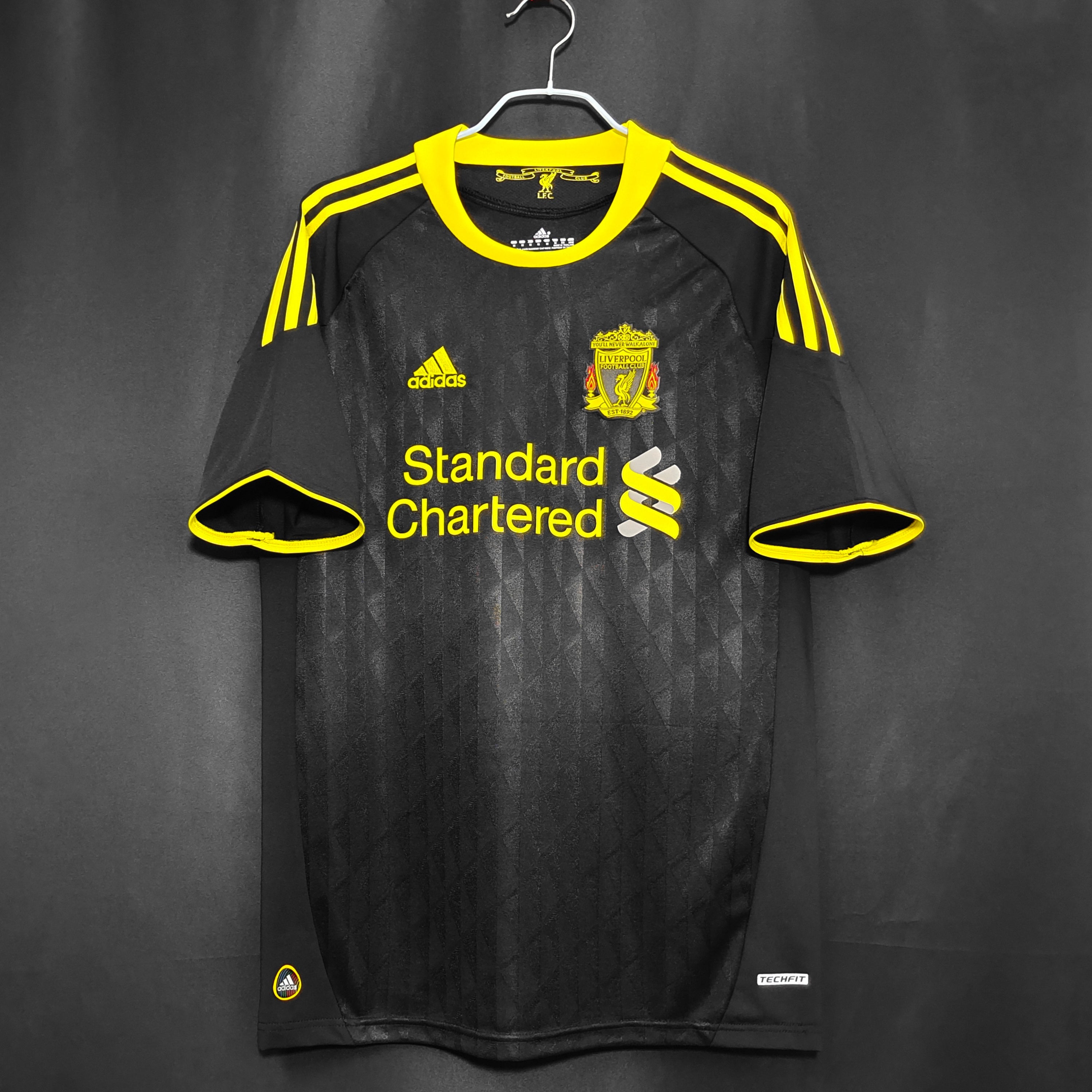 Liverpool 2010 Retro Visitante
