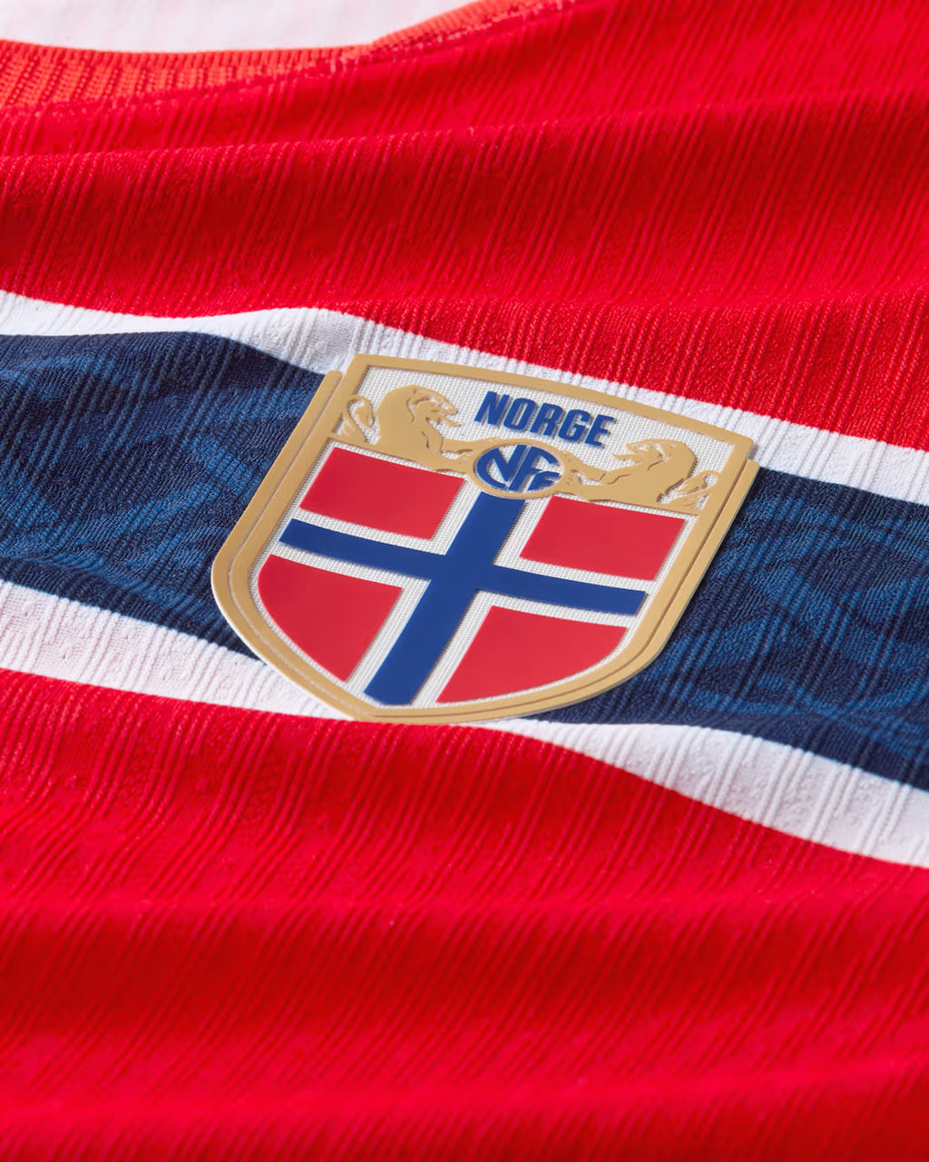 Camiseta local de Noruega para la Copa del Mundo 2026